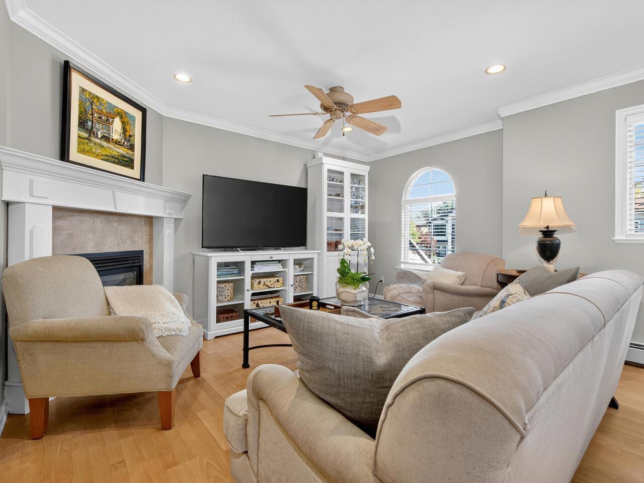 8011 163rd Street, Surrey, British Columbia  V4N 0J6 - Photo 4 - R3052296