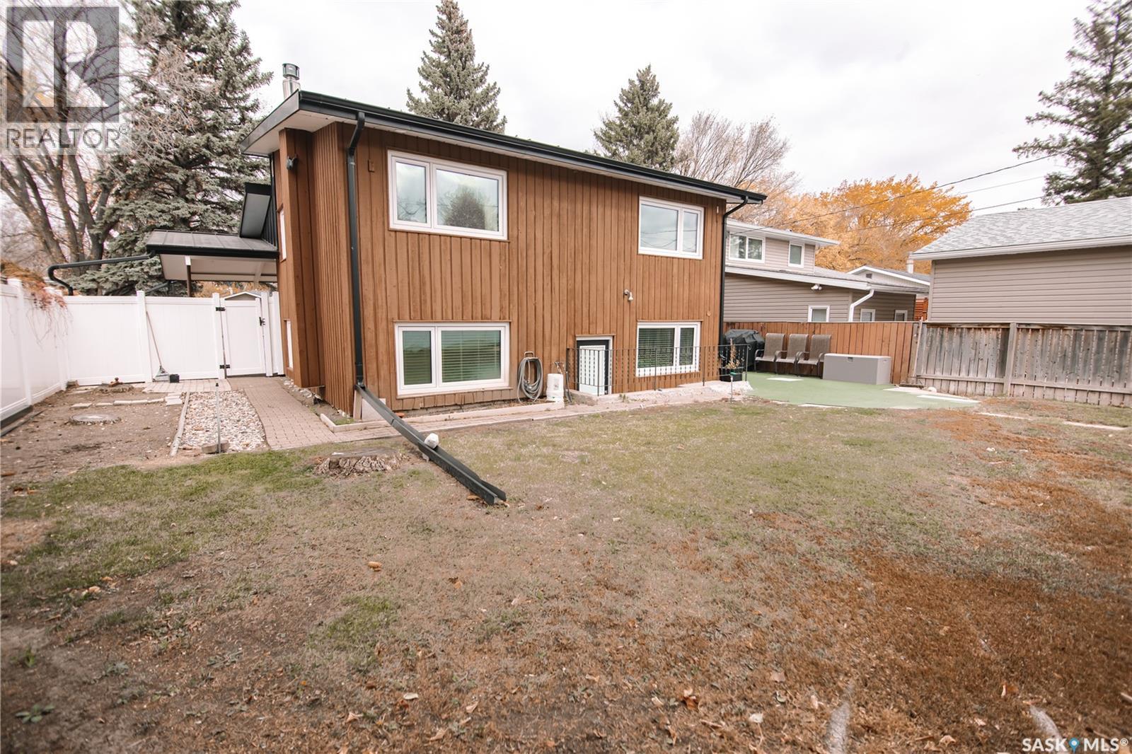 3319 29th Avenue, Regina, Saskatchewan  S4S 2P1 - Photo 42 - SK021951