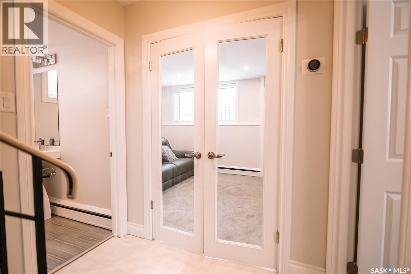 3319 29th Avenue, Regina, Saskatchewan  S4S 2P1 - Photo 31 - SK021951