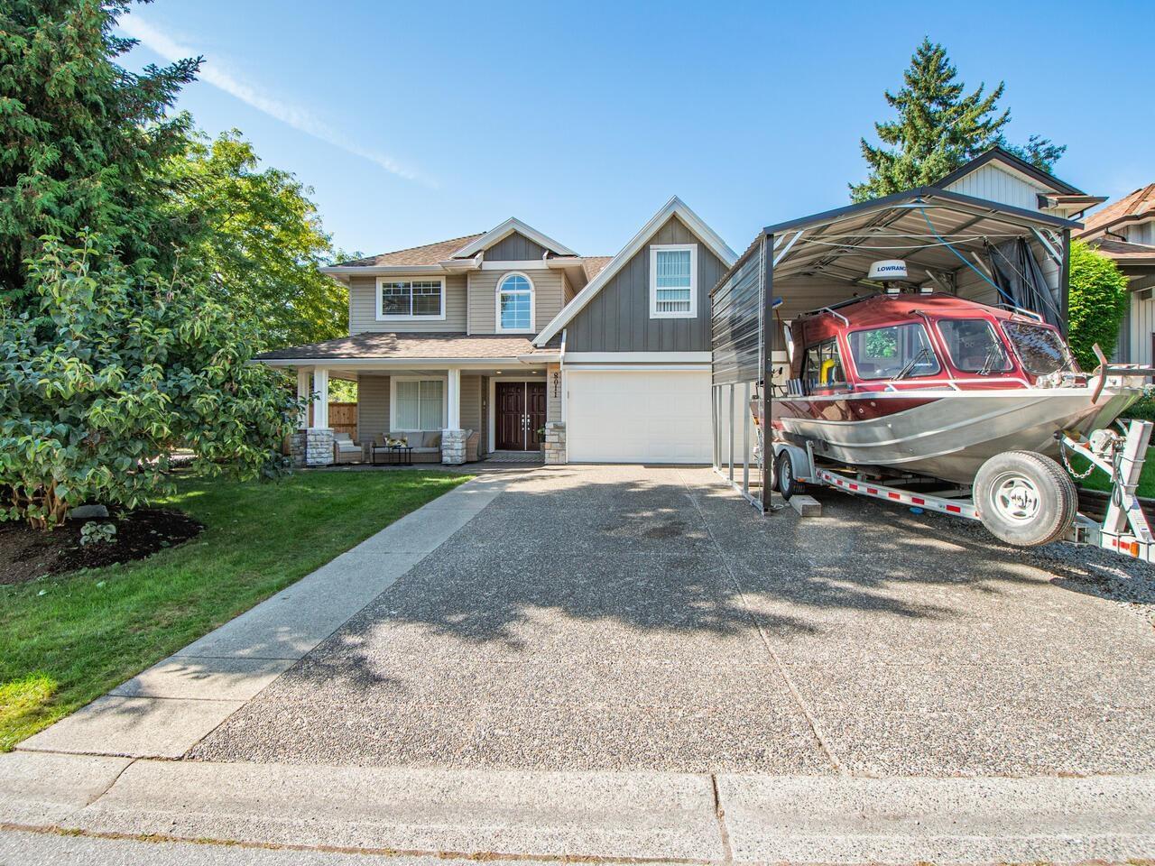 8011 163RD STREET, Surrey, British Columbia