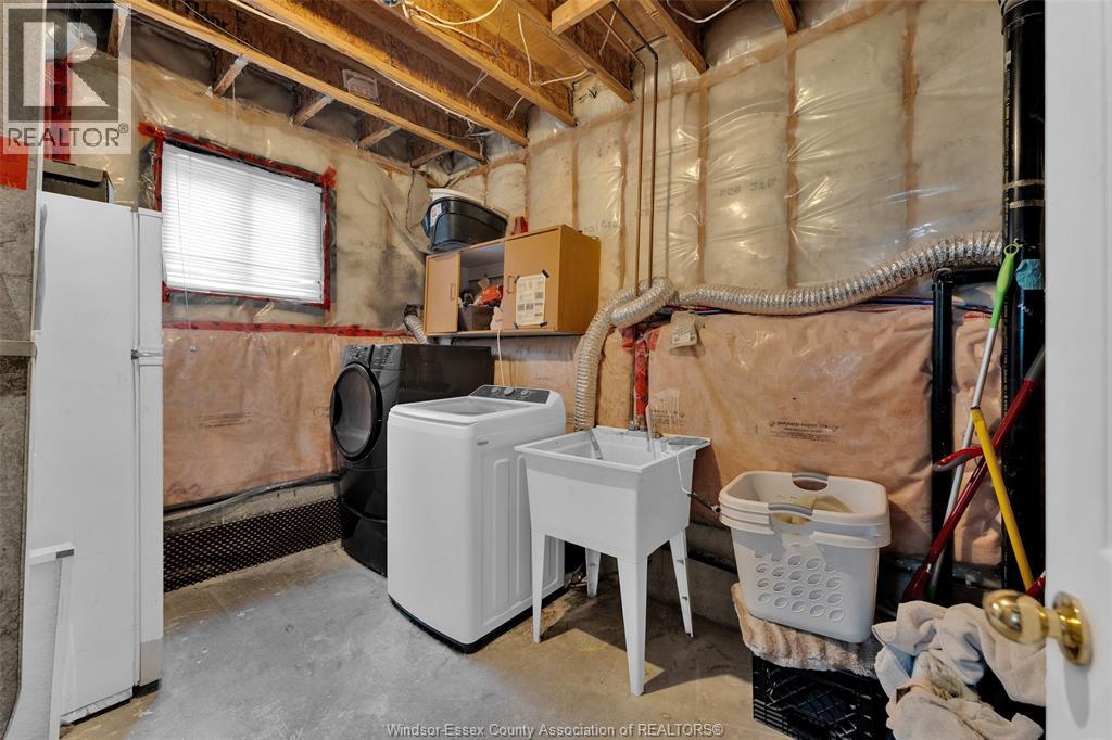 3656 Maguire, Windsor, Ontario  N9E 4V5 - Photo 29 - 25027535