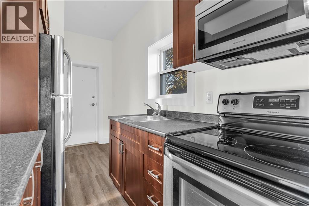 98 Church Street Unit# B (Main), Kitchener, Ontario  N2G 2S2 - Photo 10 - 40780711