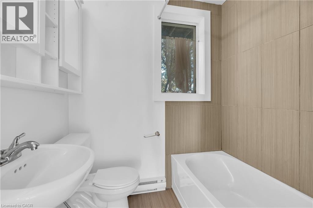 98 Church Street Unit# B (Main), Kitchener, Ontario  N2G 2S2 - Photo 16 - 40780711