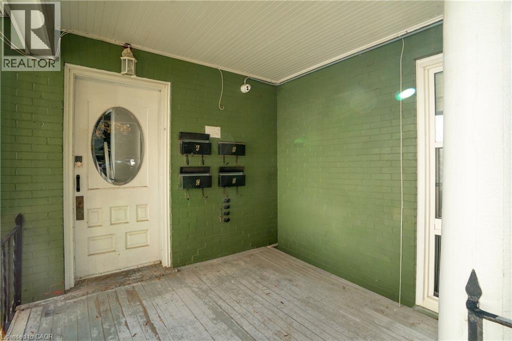 98 Church Street Unit# B (Main), Kitchener, Ontario  N2G 2S2 - Photo 2 - 40780711