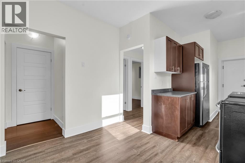 98 Church Street Unit# B (Main), Kitchener, Ontario  N2G 2S2 - Photo 9 - 40780711