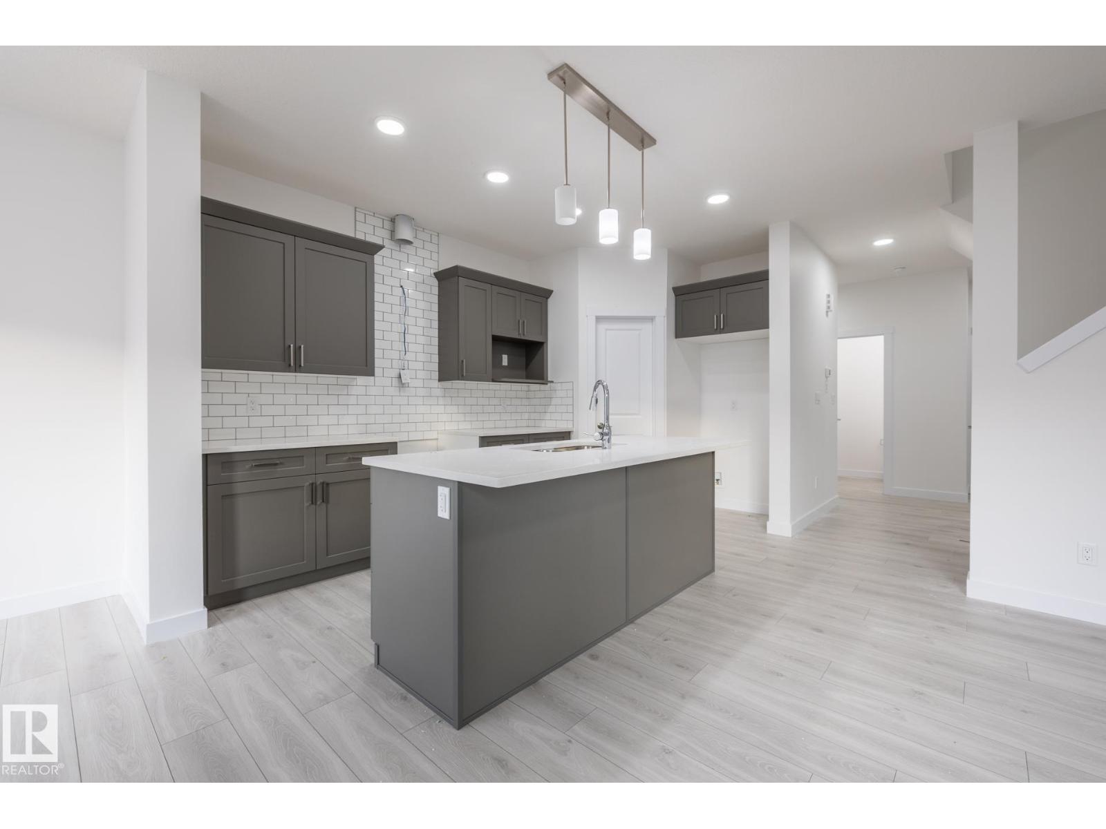 316 27 St Sw, Edmonton, Alberta  T6X 3H9 - Photo 6 - E4450198