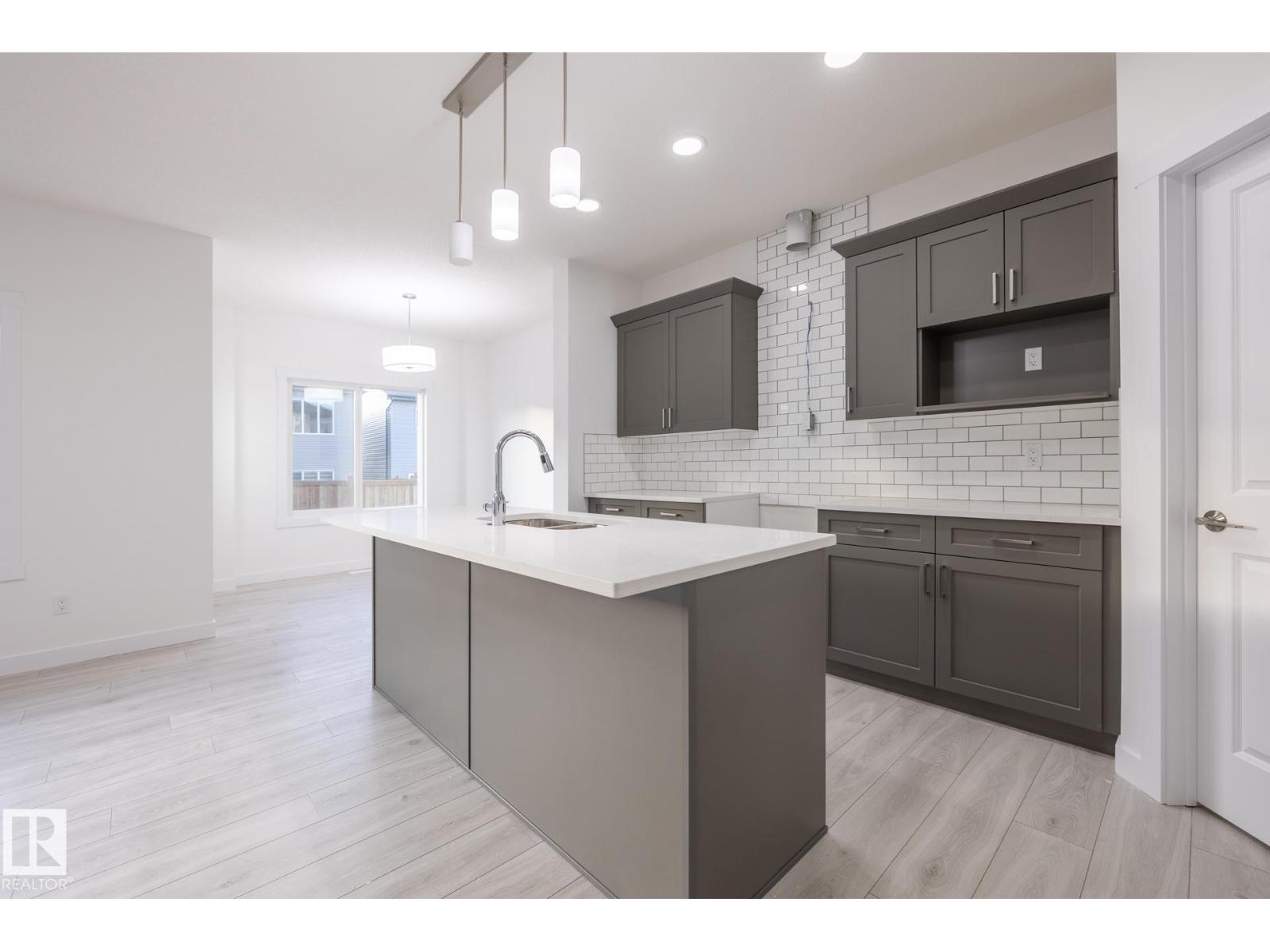 316 27 St Sw, Edmonton, Alberta  T6X 3H9 - Photo 4 - E4450198