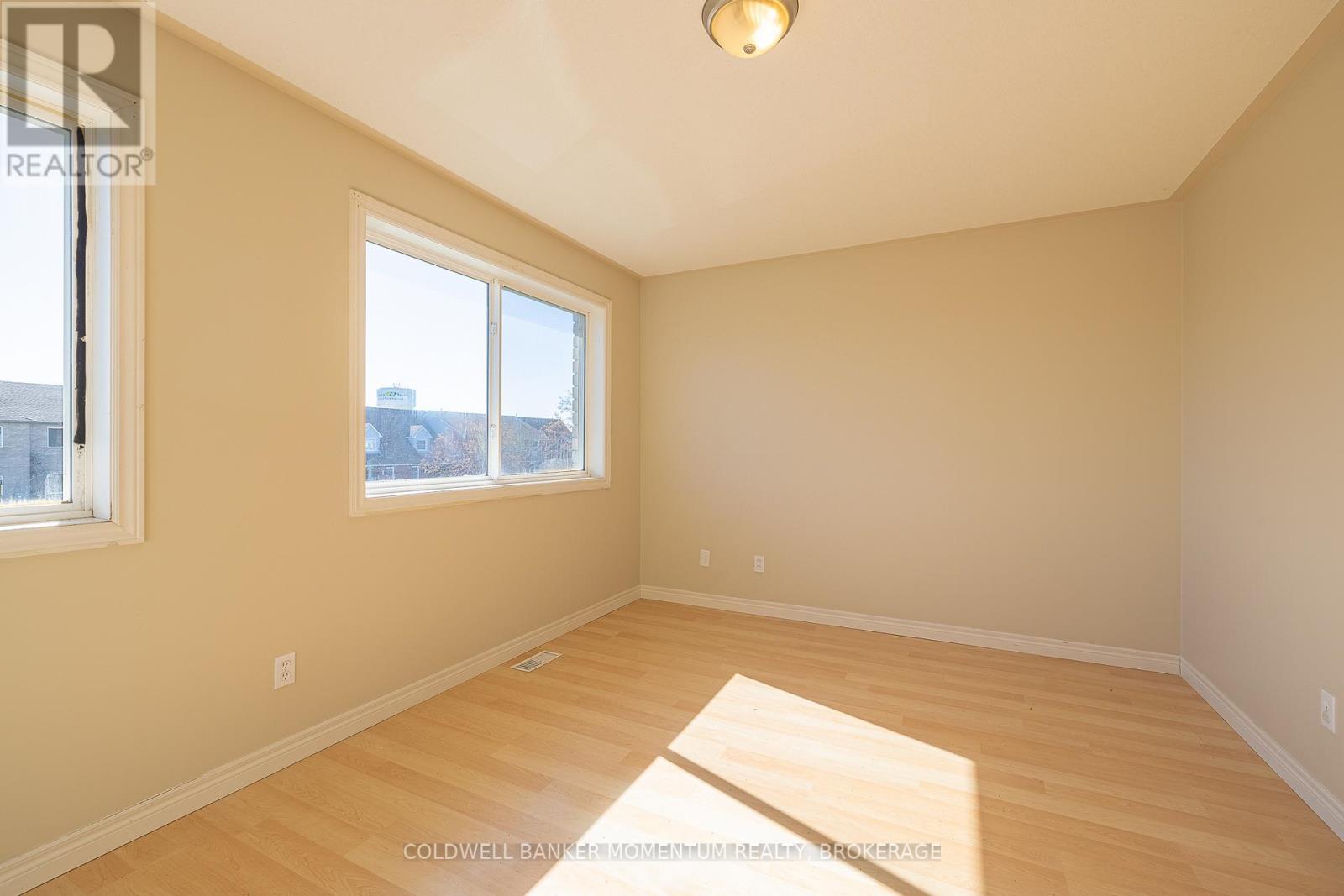 44 Saturn Road, Port Colborne, Ontario  L3K 6E1 - Photo 15 - X12491594