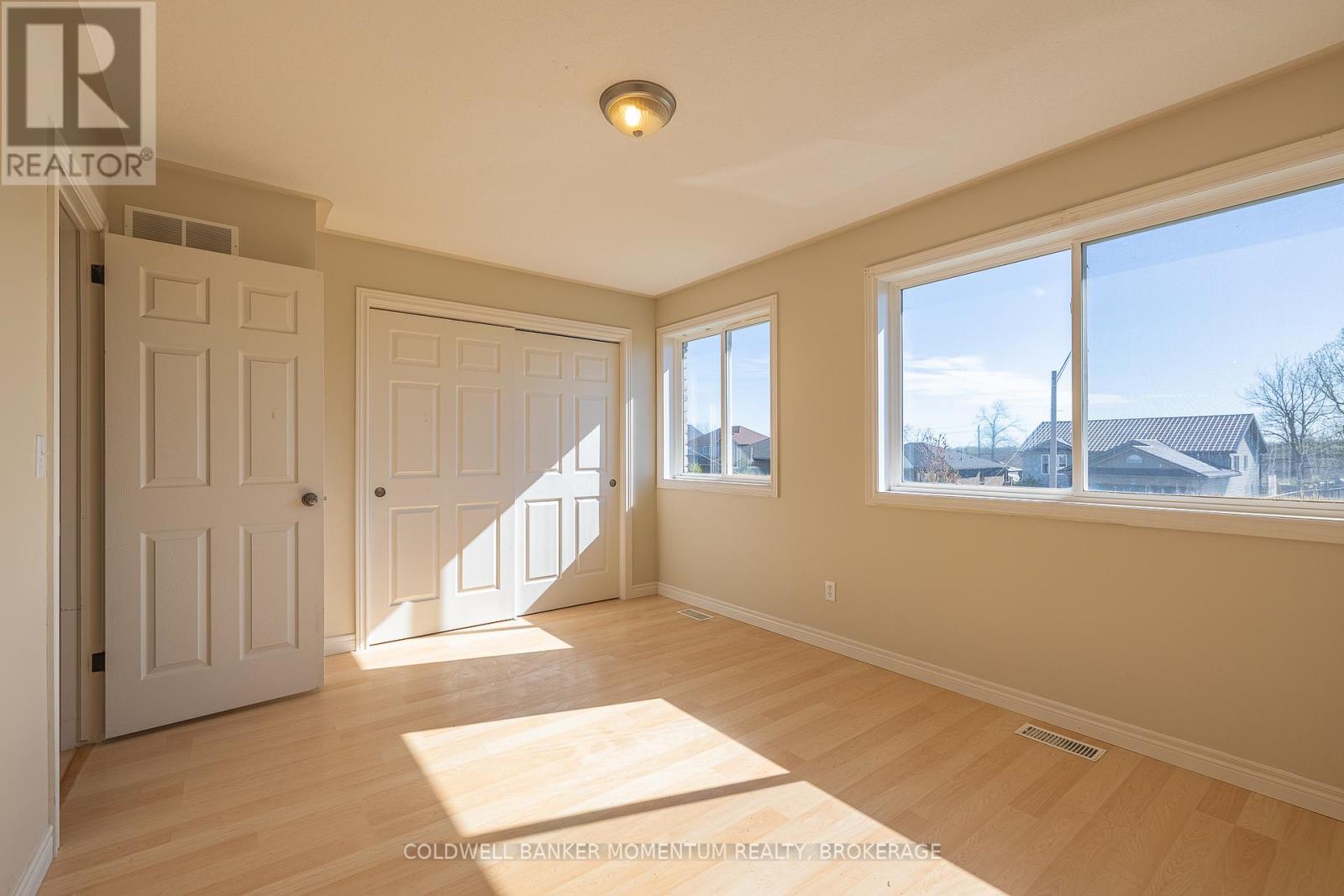 44 Saturn Road, Port Colborne, Ontario  L3K 6E1 - Photo 16 - X12491594