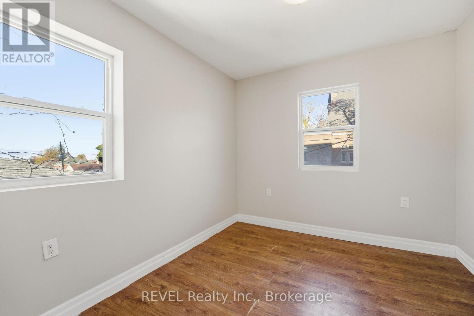 7 - 18 Clairmont Street, Thorold, Ontario  L2V 1R1 - Photo 11 - X12491766