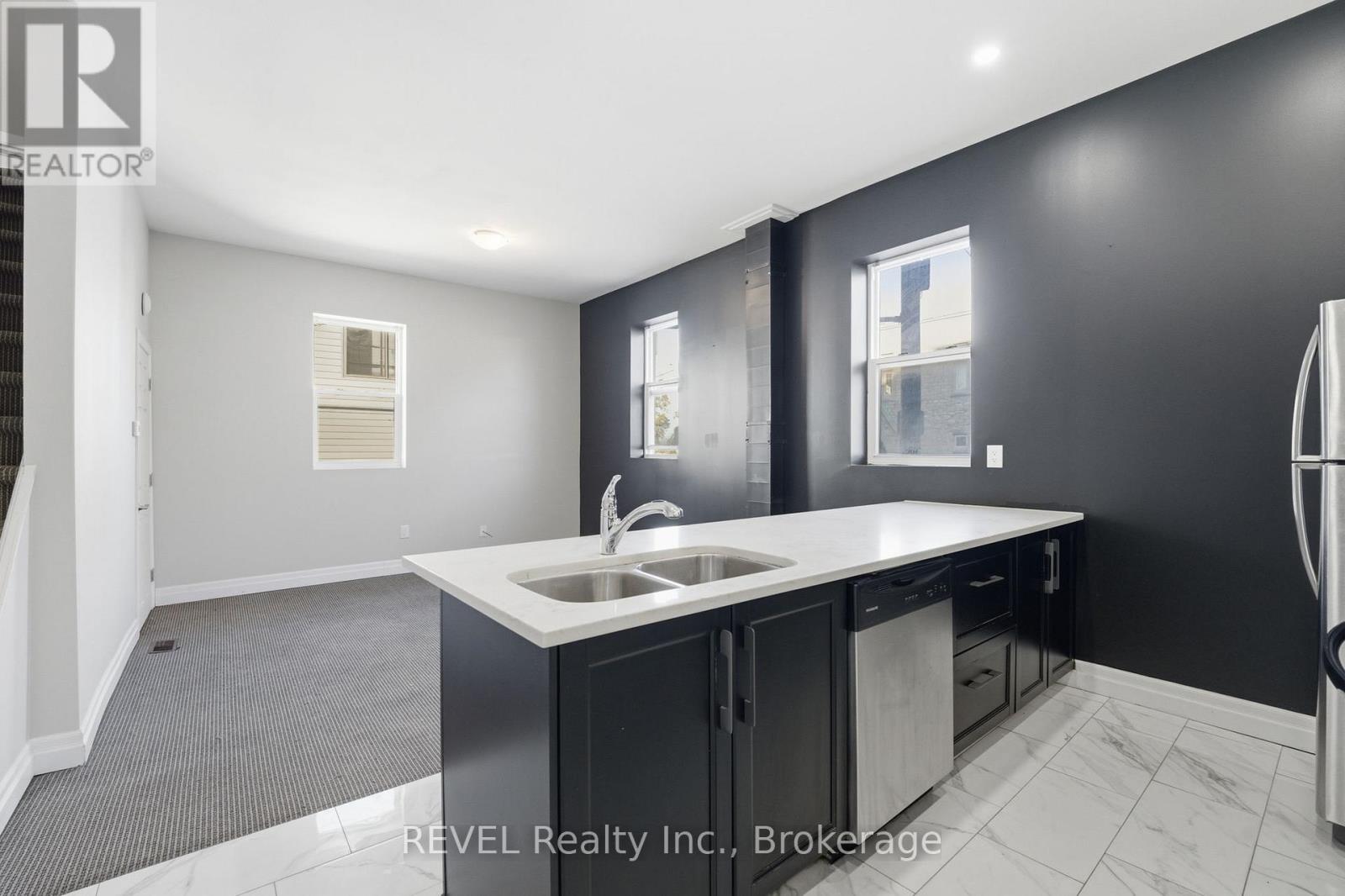 7 - 18 Clairmont Street, Thorold, Ontario  L2V 1R1 - Photo 6 - X12491766