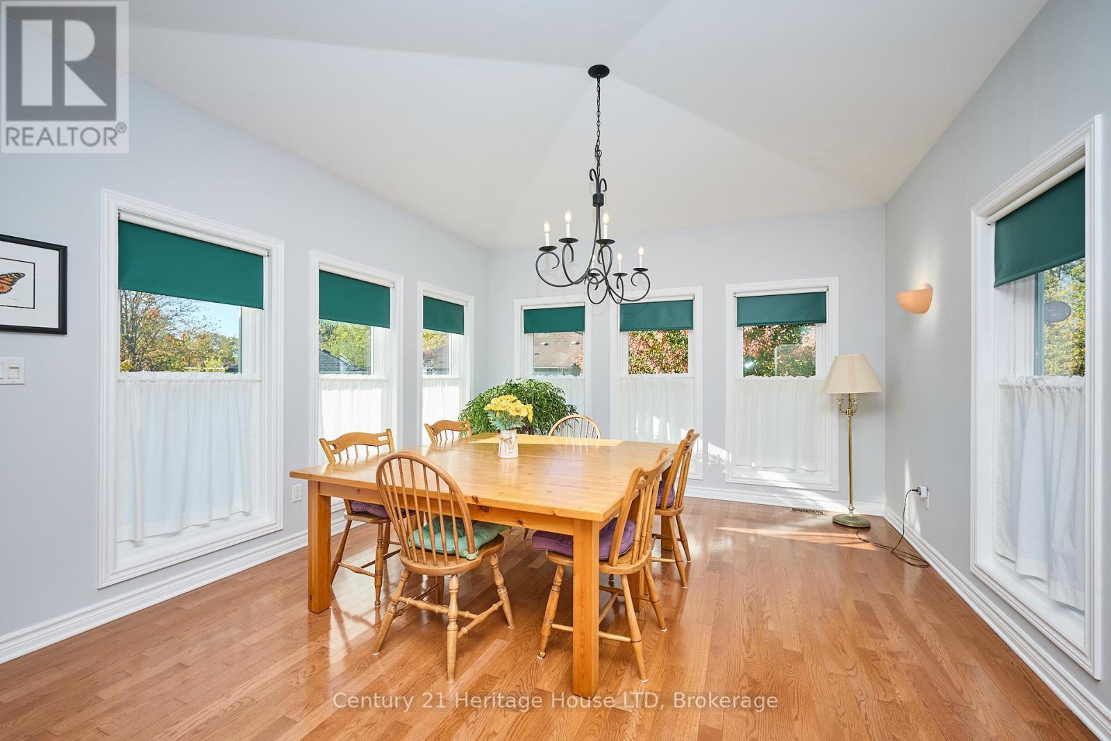 72 Adelaide Street, Fort Erie, Ontario  L2A 5K5 - Photo 10 - X12491852