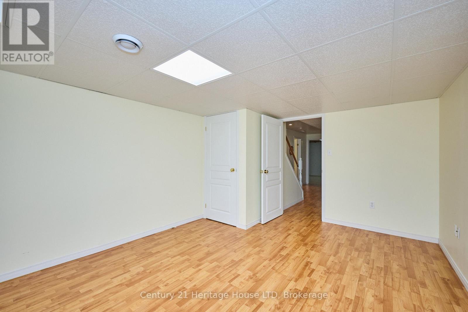 72 Adelaide Street, Fort Erie, Ontario  L2A 5K5 - Photo 25 - X12491852