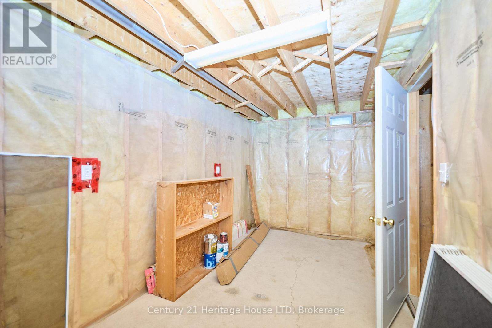 72 Adelaide Street, Fort Erie, Ontario  L2A 5K5 - Photo 28 - X12491852