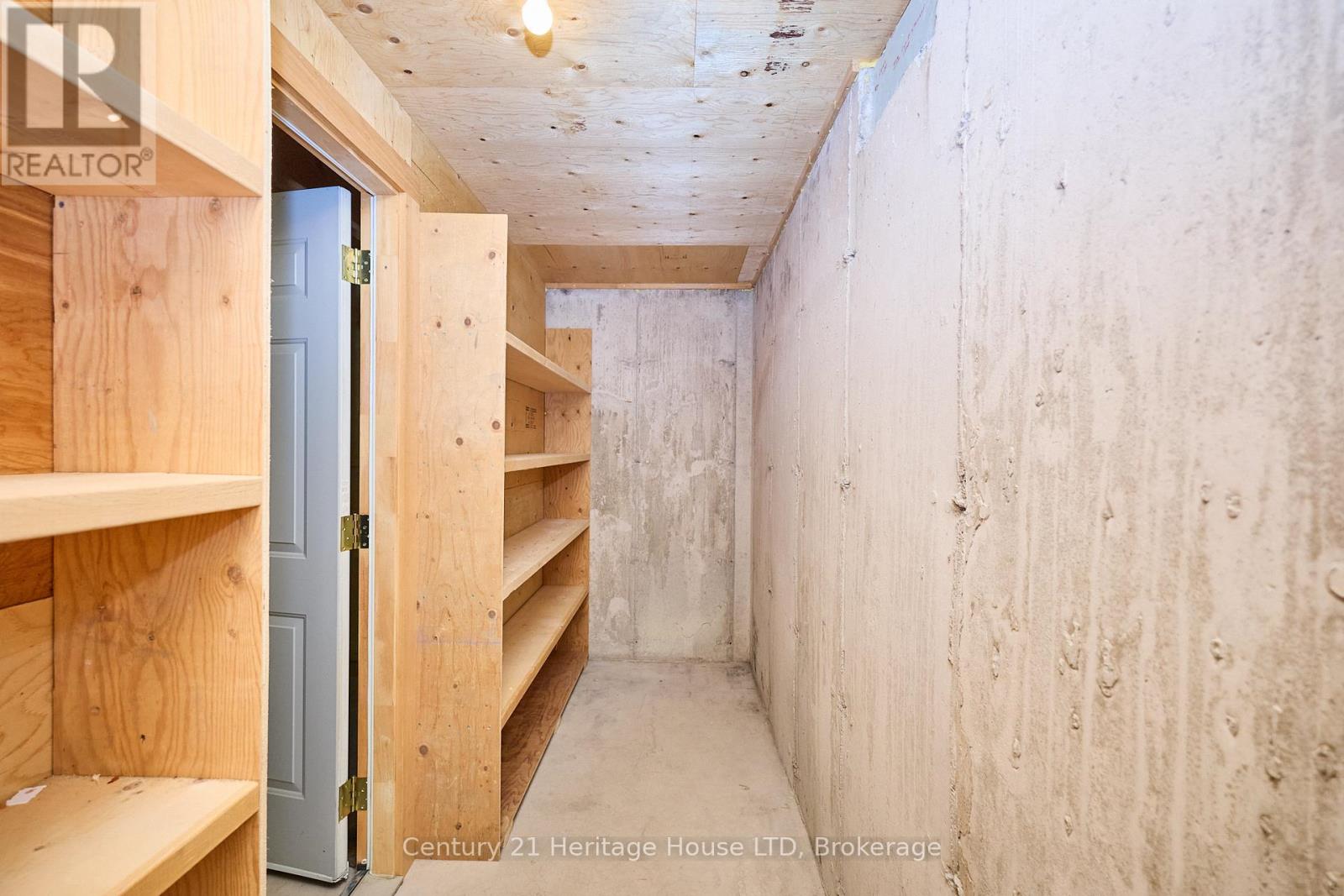 72 Adelaide Street, Fort Erie, Ontario  L2A 5K5 - Photo 29 - X12491852