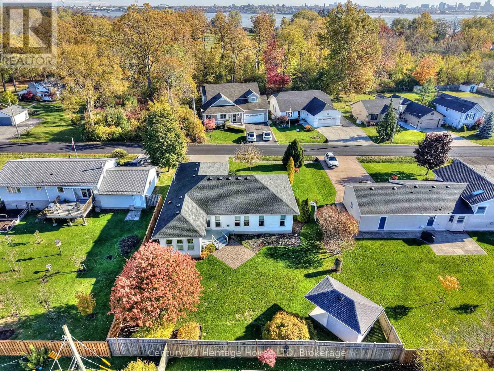 72 Adelaide Street, Fort Erie, Ontario  L2A 5K5 - Photo 36 - X12491852