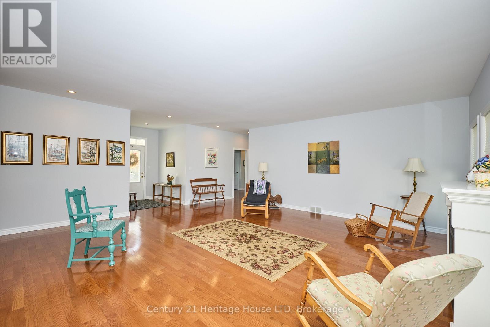 72 Adelaide Street, Fort Erie, Ontario  L2A 5K5 - Photo 7 - X12491852