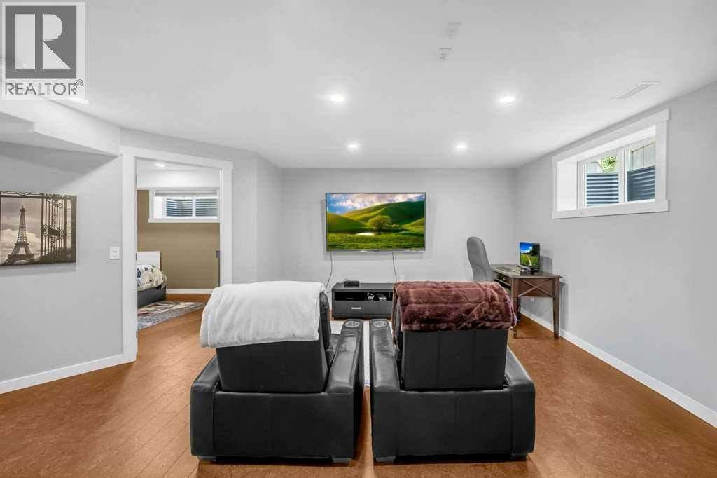 1186 Kings Heights Way Se, Airdrie, Alberta  T4A 0S4 - Photo 38 - A2253628