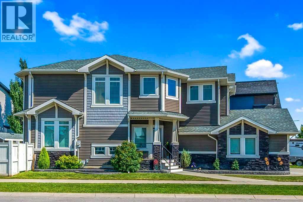 1186 Kings Heights Way Se, Airdrie, Alberta  T4A 0S4 - Photo 3 - A2253628