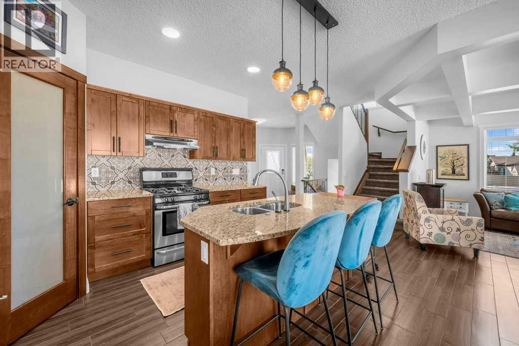 1186 Kings Heights Way Se, Airdrie, Alberta  T4A 0S4 - Photo 9 - A2253628