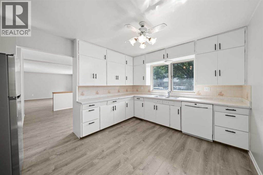 78 Mcrae Street, Okotoks, Alberta  T1S 1J6 - Photo 11 - A2257168