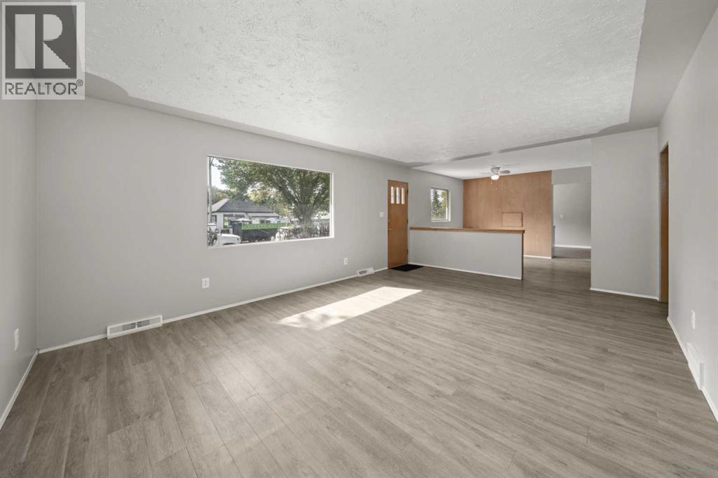 78 Mcrae Street, Okotoks, Alberta  T1S 1J6 - Photo 5 - A2257168