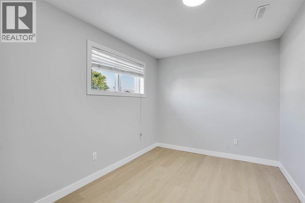 39 Ventura Road Ne, Calgary, Alberta  T2E 8G1 - Photo 2 - A2266227