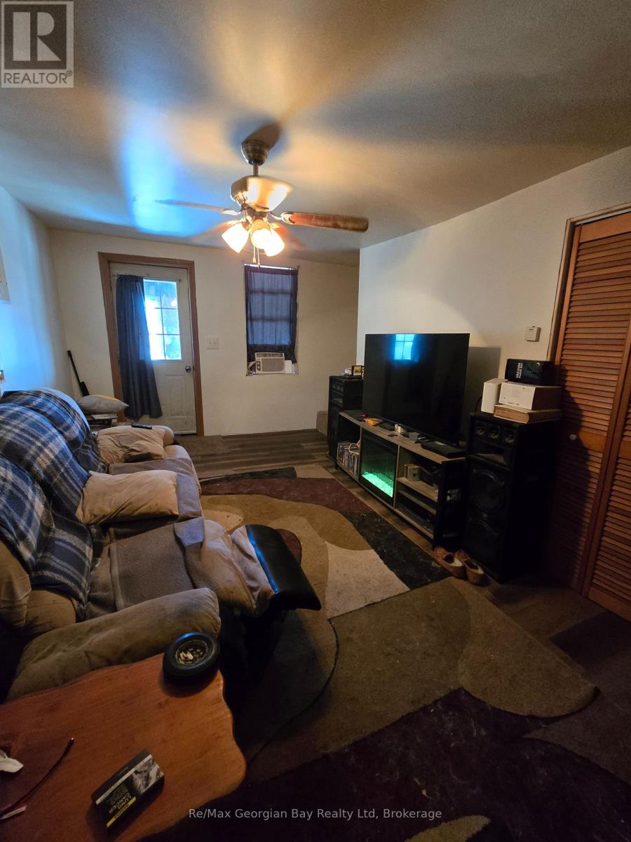 111 Andrew Street S, Orillia, Ontario  L3V 5J3 - Photo 11 - S12491918