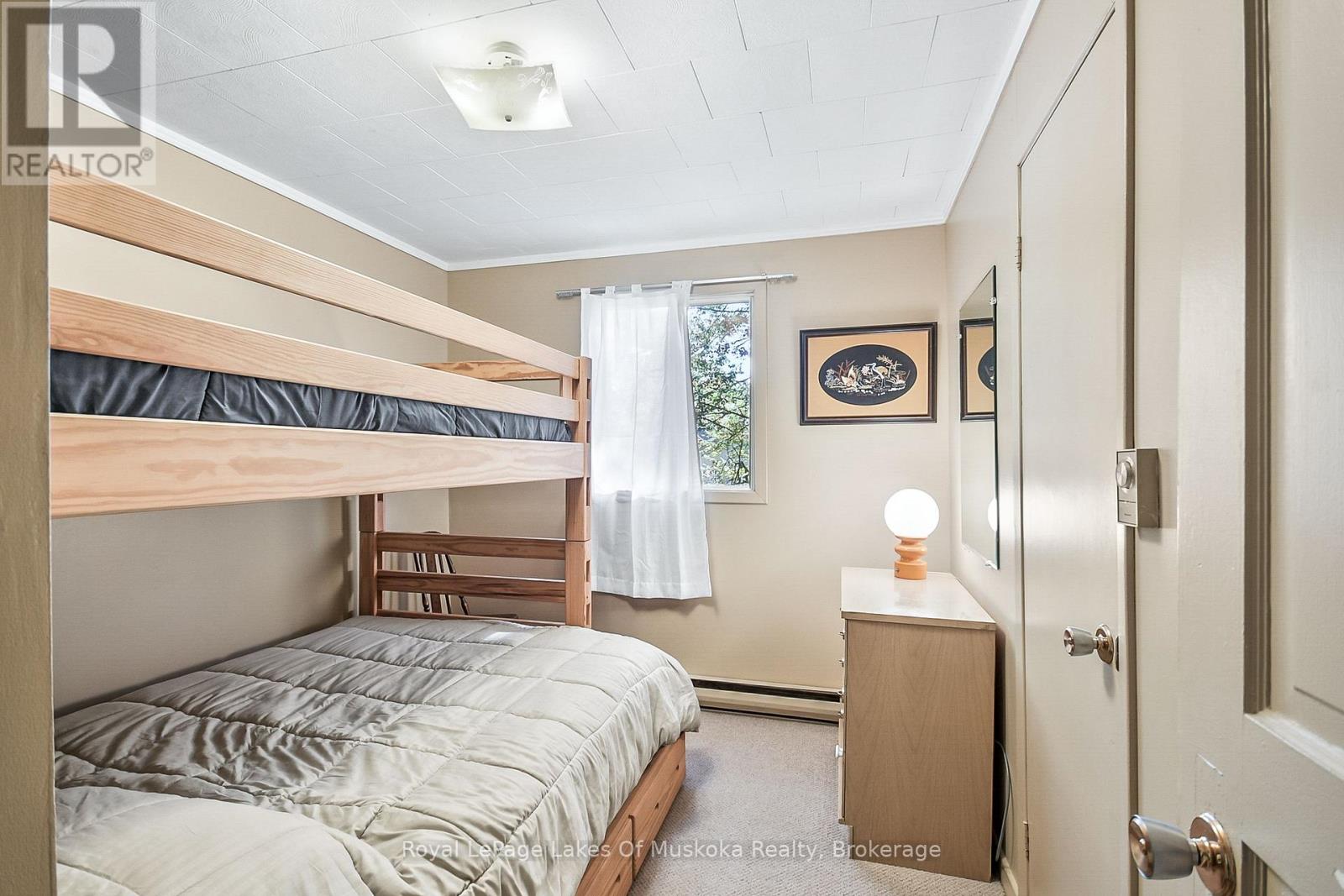 1031 Bowyers Beach Road, Bracebridge, Ontario  P1L 1W8 - Photo 11 - X12491828