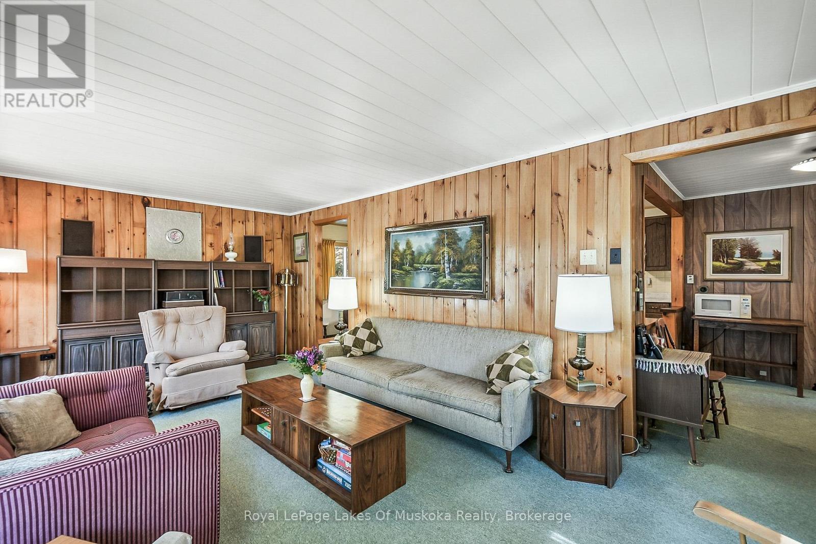 1031 Bowyers Beach Road, Bracebridge, Ontario  P1L 1W8 - Photo 8 - X12491828