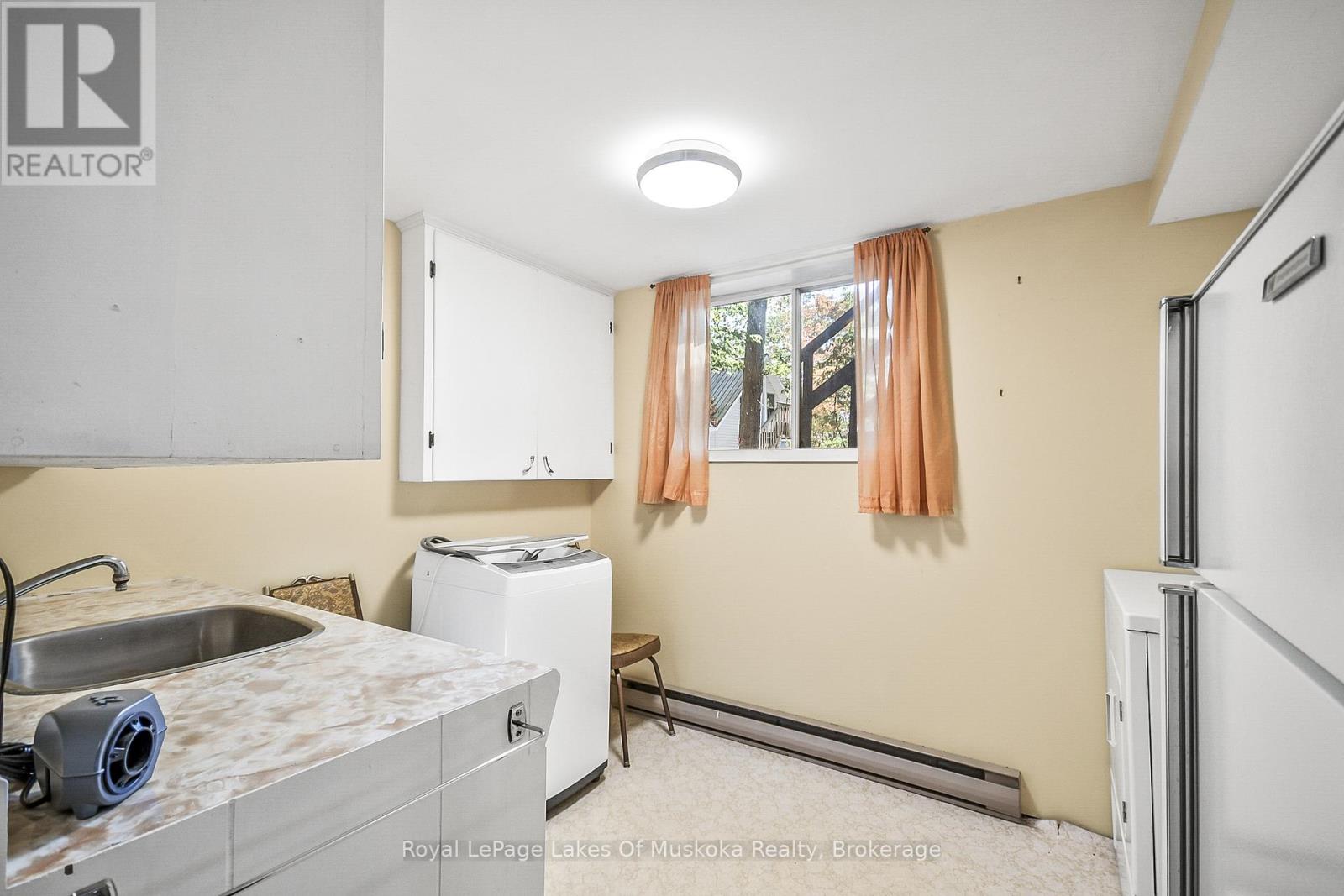 1031 Bowyers Beach Road, Bracebridge, Ontario  P1L 1W8 - Photo 22 - X12491828