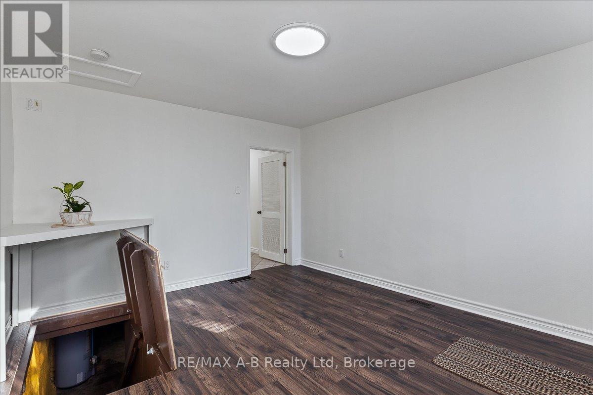 Photo 19 of 29 for 853 Queens Avenue