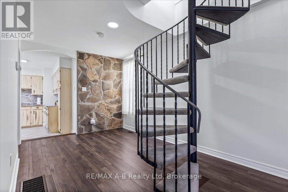 853 Queens Avenue, London East, Ontario  N5W 3H7 - Photo 10 - X12491868