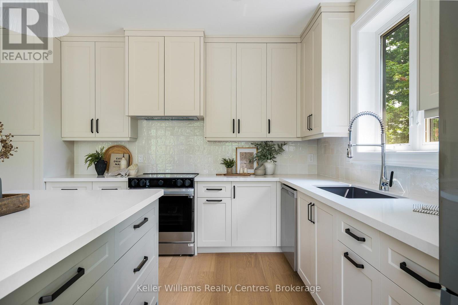 104 Butternut Court, Grey Highlands, Ontario  N0C 1H0 - Photo 13 - X12390299