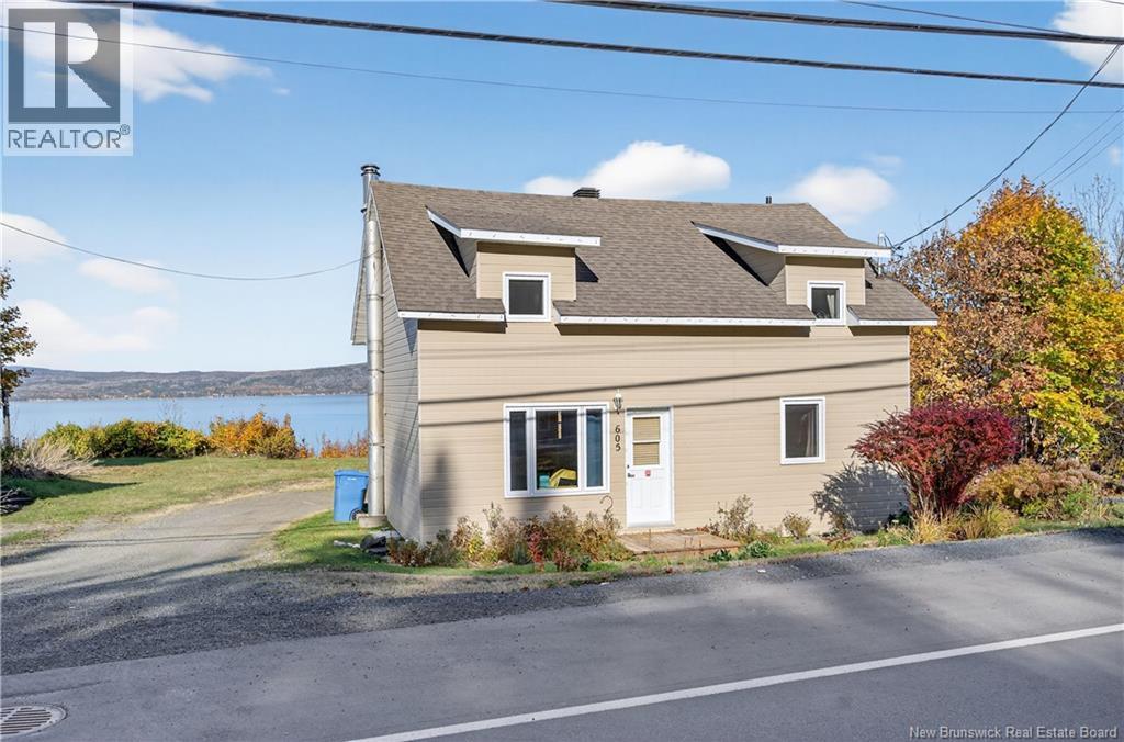 605 Victoria Street, Dalhousie, New Brunswick  E8C 2V6 - Photo 1 - NB129110