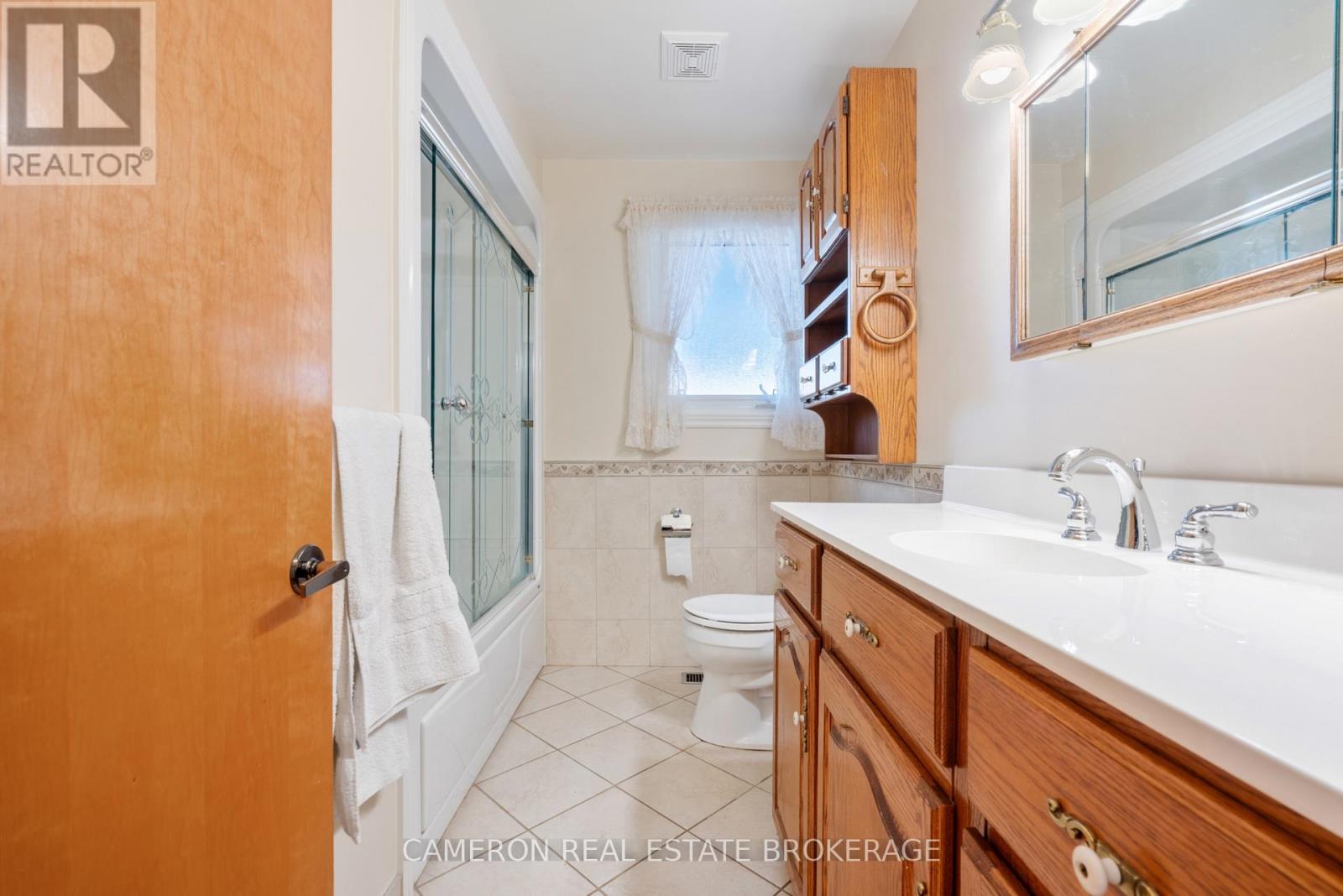 241 Sunnyside Avenue, Cornwall, Ontario  K6H 3E2 - Photo 13 - X12491768