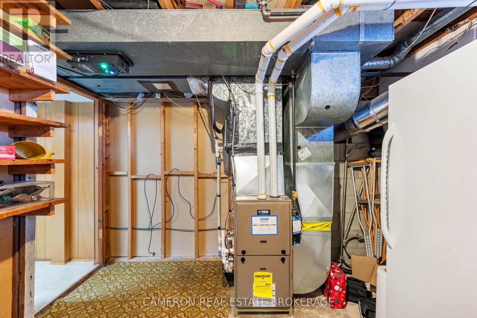 241 Sunnyside Avenue, Cornwall, Ontario  K6H 3E2 - Photo 18 - X12491768