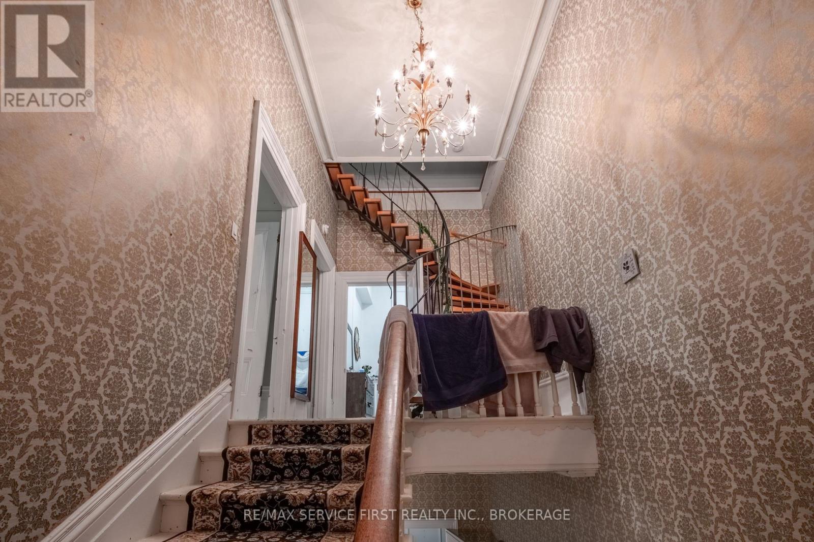 94 Sydenham Street, Kingston, Ontario  K7L 3H4 - Photo 15 - X12480949