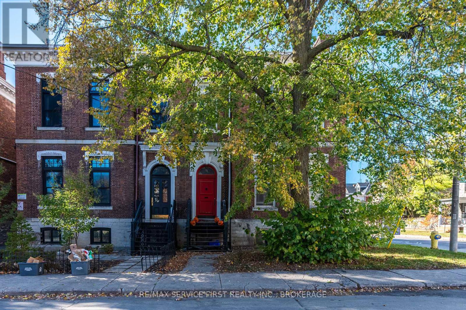 94 Sydenham Street, Kingston, Ontario  K7L 3H4 - Photo 3 - X12480949