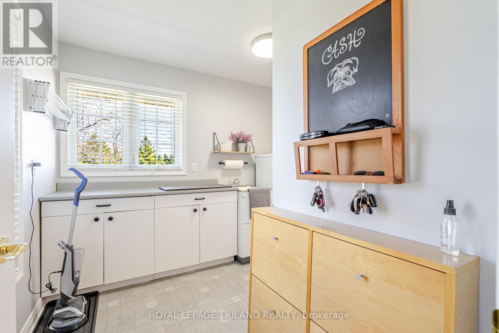 5017 Hamilton Road, Thames Centre (Dorchester), Ontario  N0L 1G6 - Photo 17 - X12491818