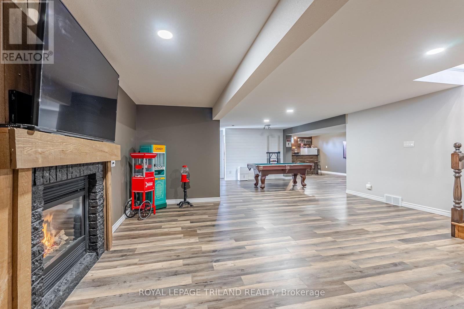 5017 Hamilton Road, Thames Centre (Dorchester), Ontario  N0L 1G6 - Photo 26 - X12491818