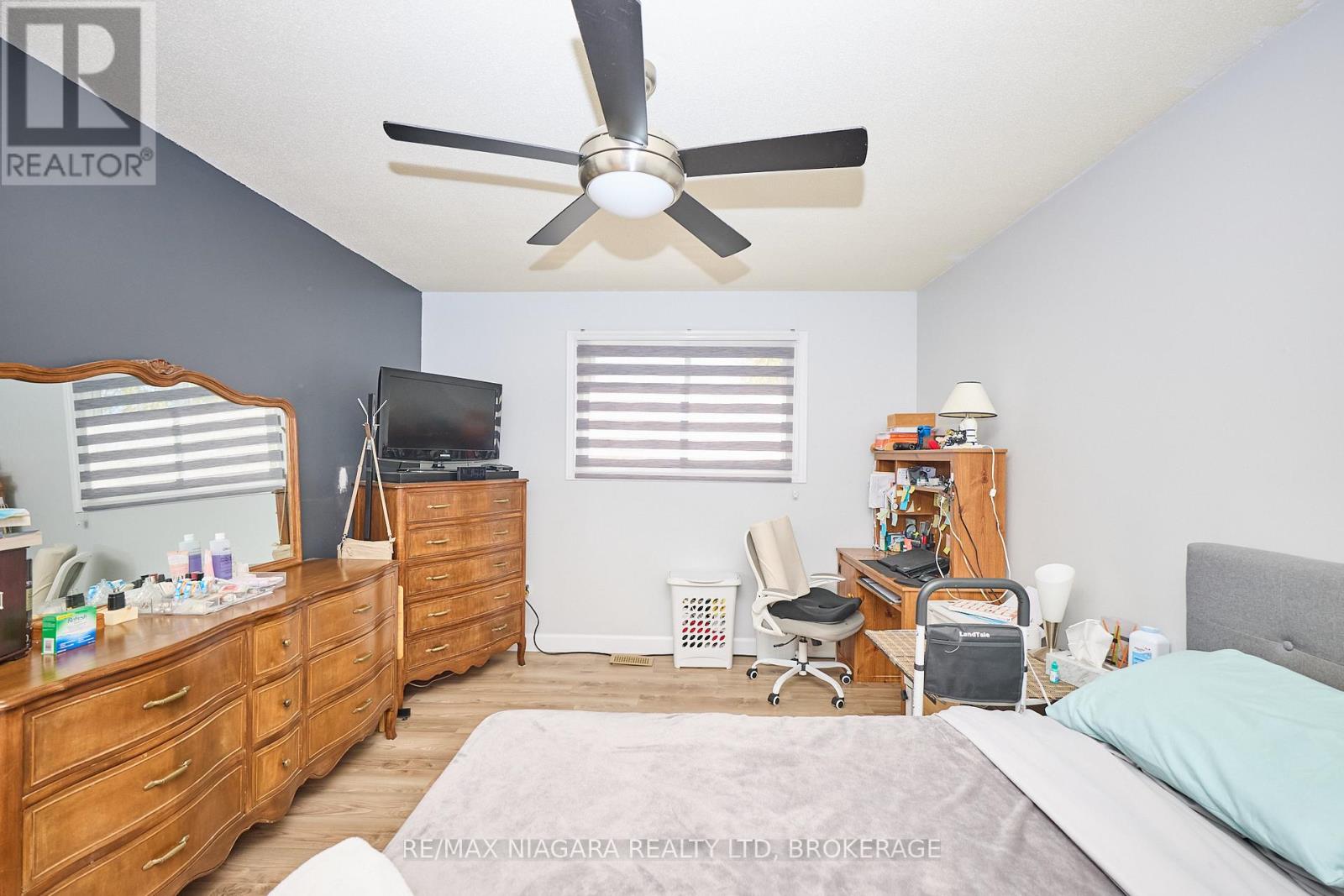 6516 Monroe Street, Niagara Falls, Ontario  L2G 2G8 - Photo 12 - X12424496