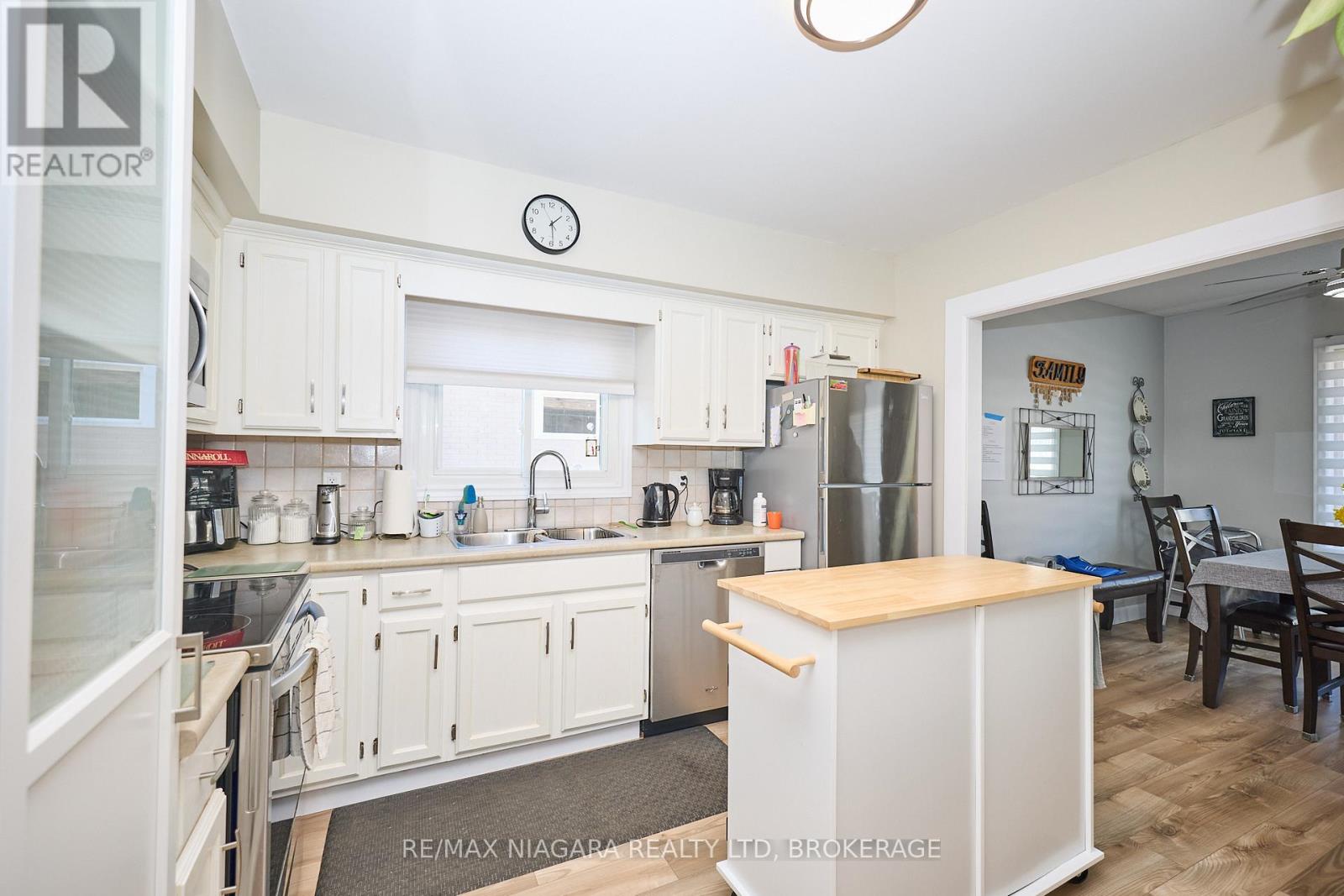 6516 Monroe Street, Niagara Falls, Ontario  L2G 2G8 - Photo 8 - X12424496