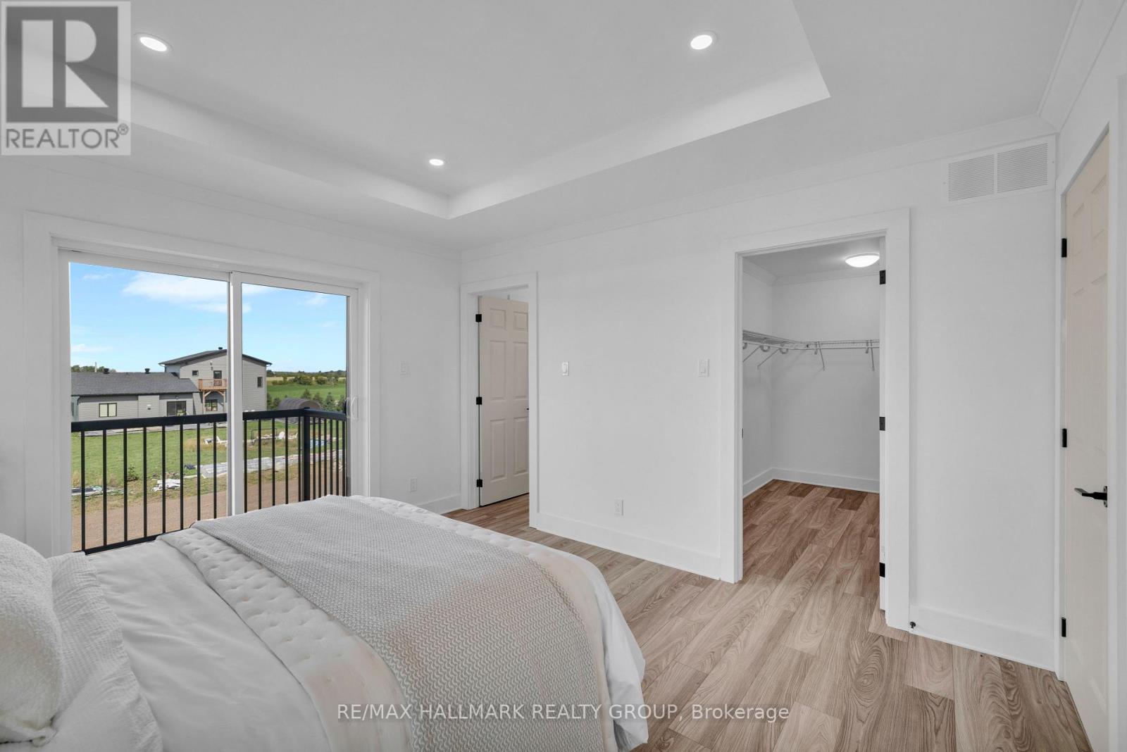 208 Trudeau Crescent, Russell, Ontario  K4R 1E5 - Photo 19 - X12460672