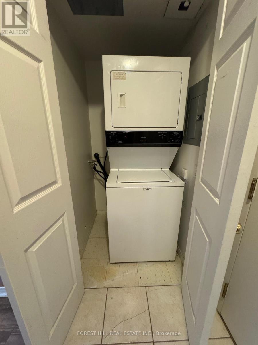 712 - 909 Bay Street, Toronto, Ontario  M5S 3G2 - Photo 12 - C12491476