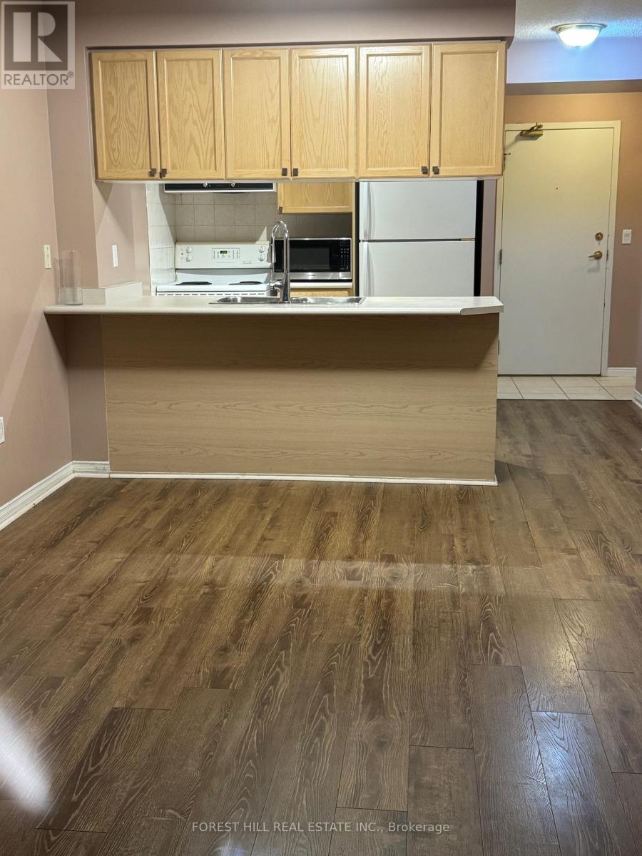 712 - 909 Bay Street, Toronto, Ontario  M5S 3G2 - Photo 6 - C12491476