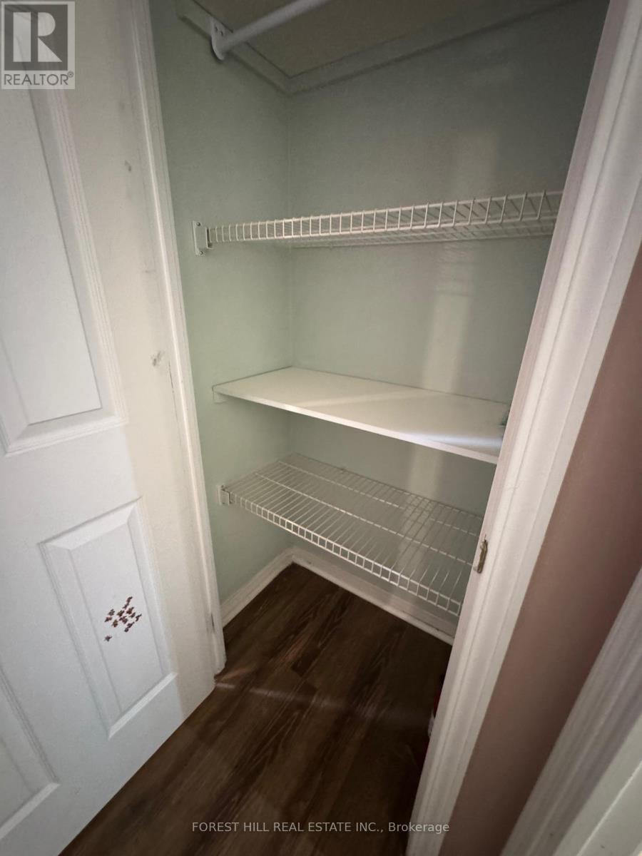 712 - 909 Bay Street, Toronto, Ontario  M5S 3G2 - Photo 9 - C12491476