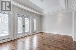 330 Elm Road, Toronto, Ontario  M5H 3V4 - Photo 16 - C12491556