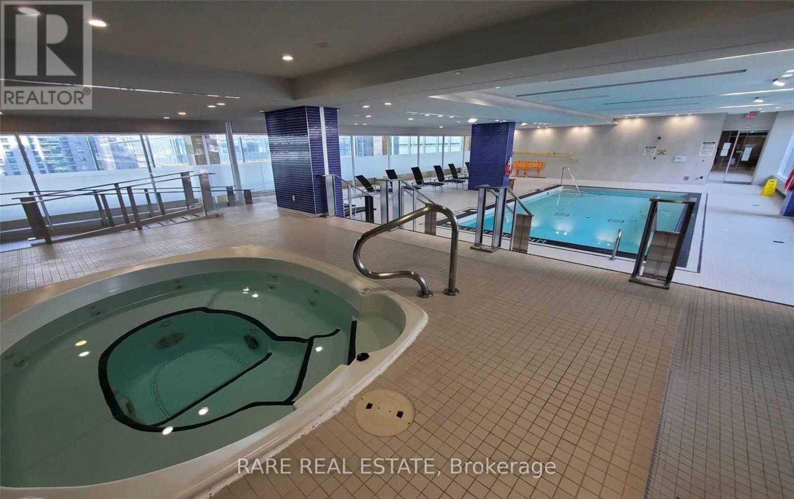 4503 - 55 Bremner Boulevard, Toronto (Waterfront Communities), Ontario  M5J 0A6 - Photo 14 - C12491560