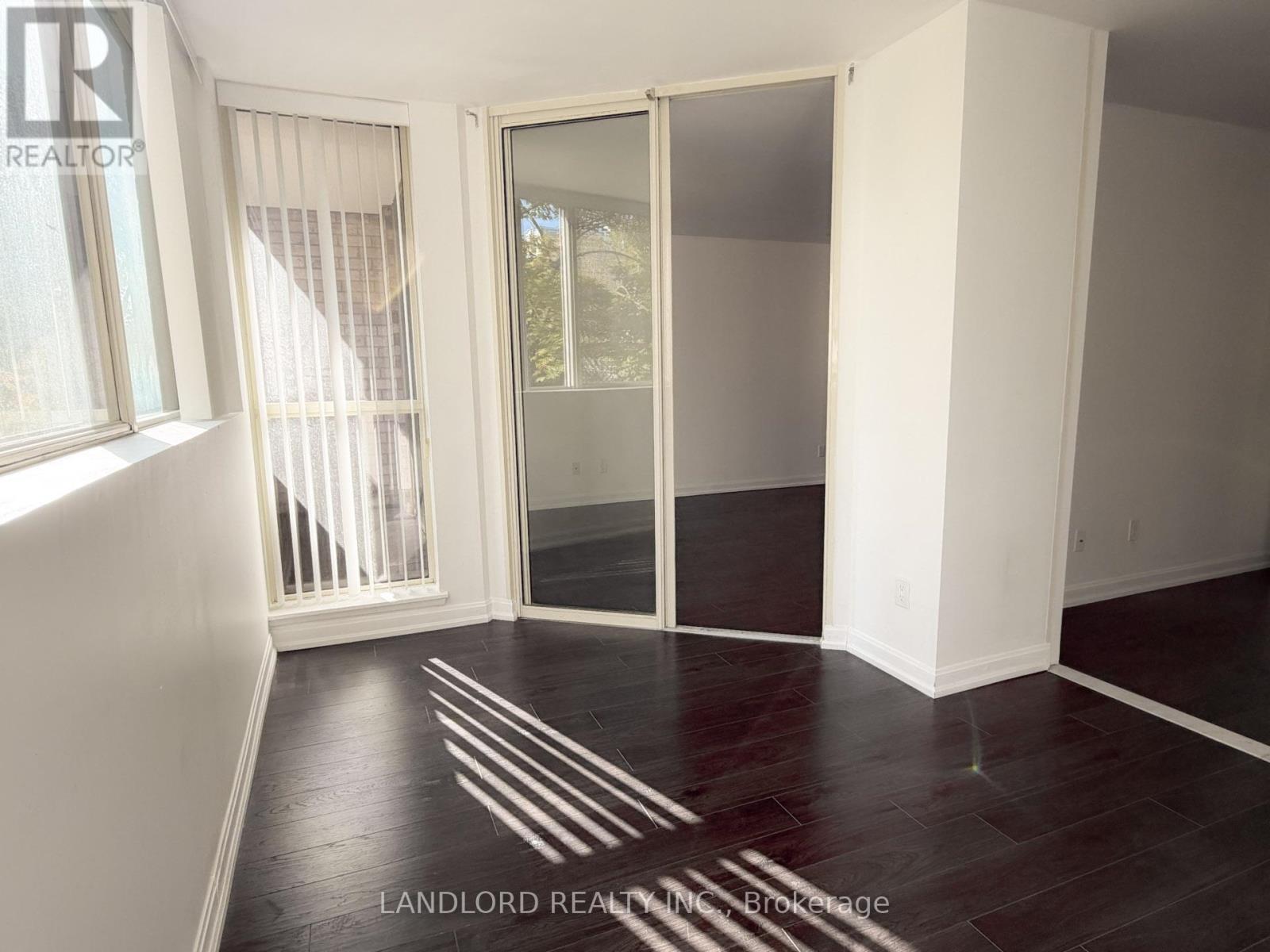 319 - 60 Homewood Avenue, Toronto, Ontario  M4Y 2X4 - Photo 11 - C12491566